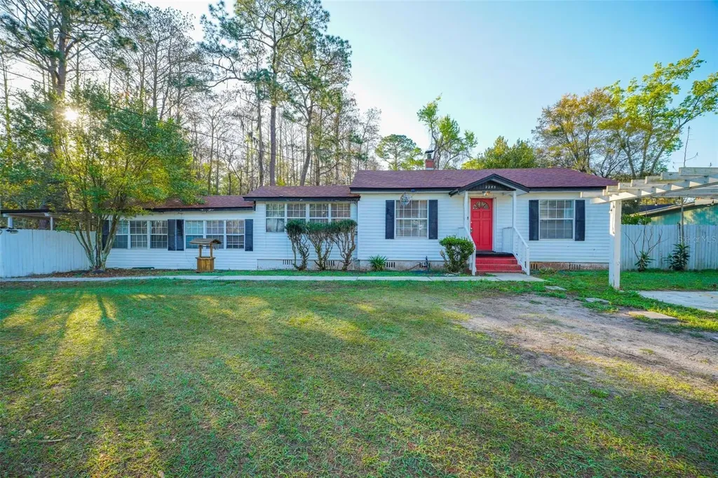 2285 Lake Drive Jacksonville FL 32246