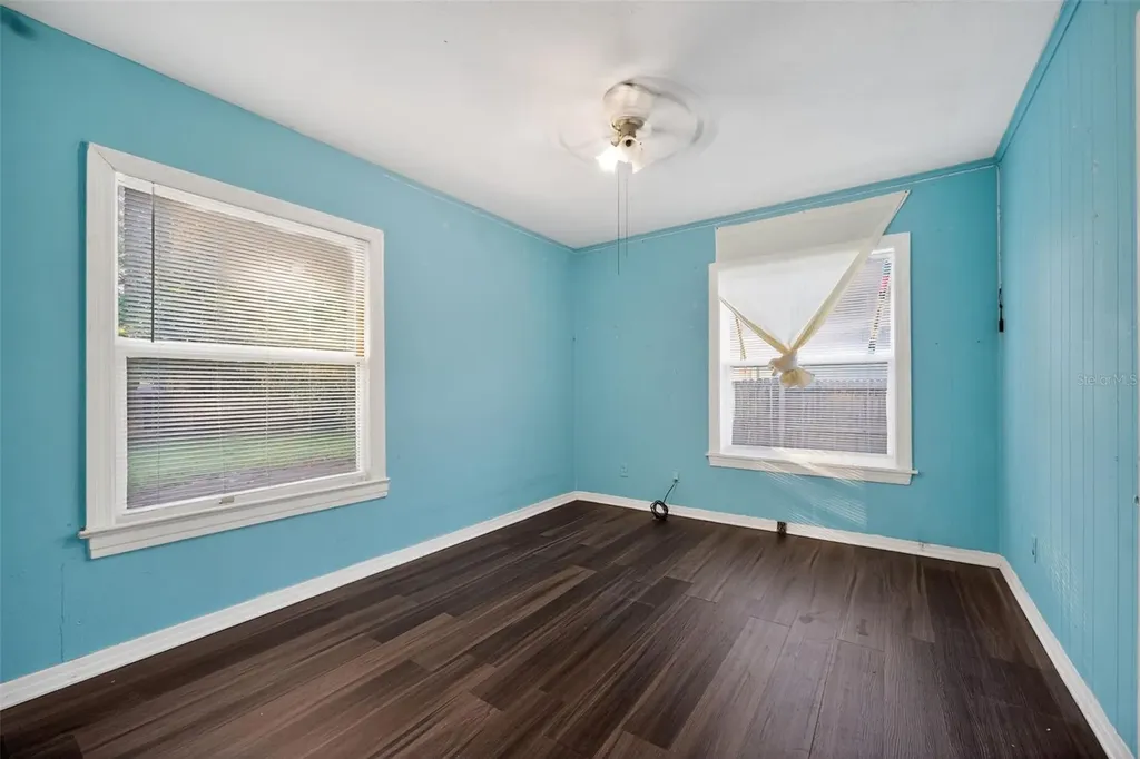 2285 Lake Drive Jacksonville FL 32246