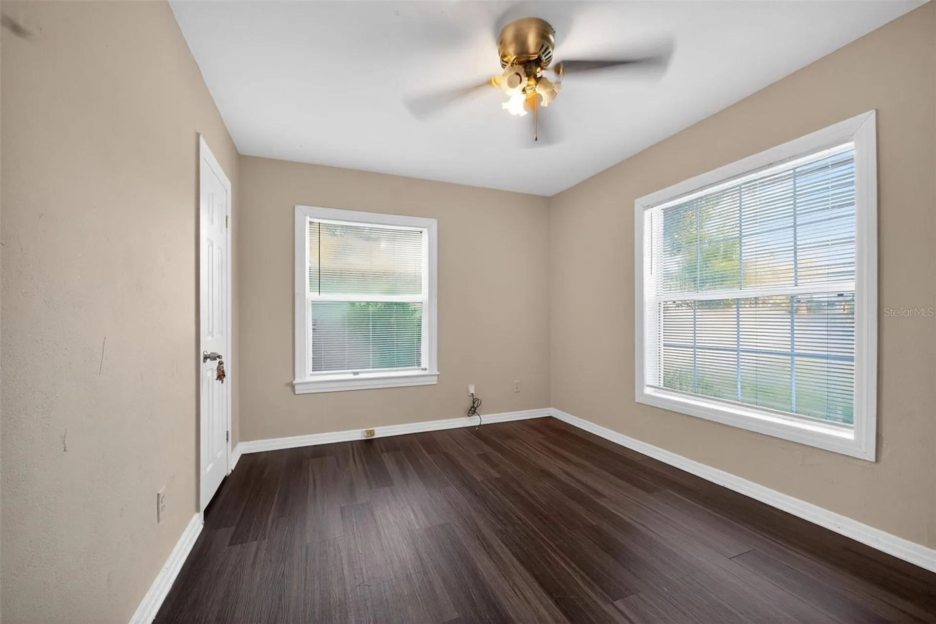 2285 Lake Drive Jacksonville FL 32246