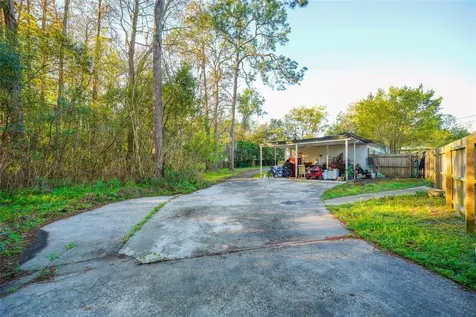 2285 Lake Drive Jacksonville FL 32246