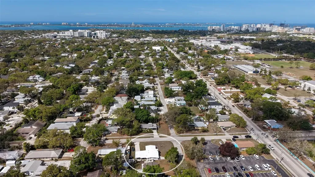 2600 Loma Linda Street Sarasota FL 34239