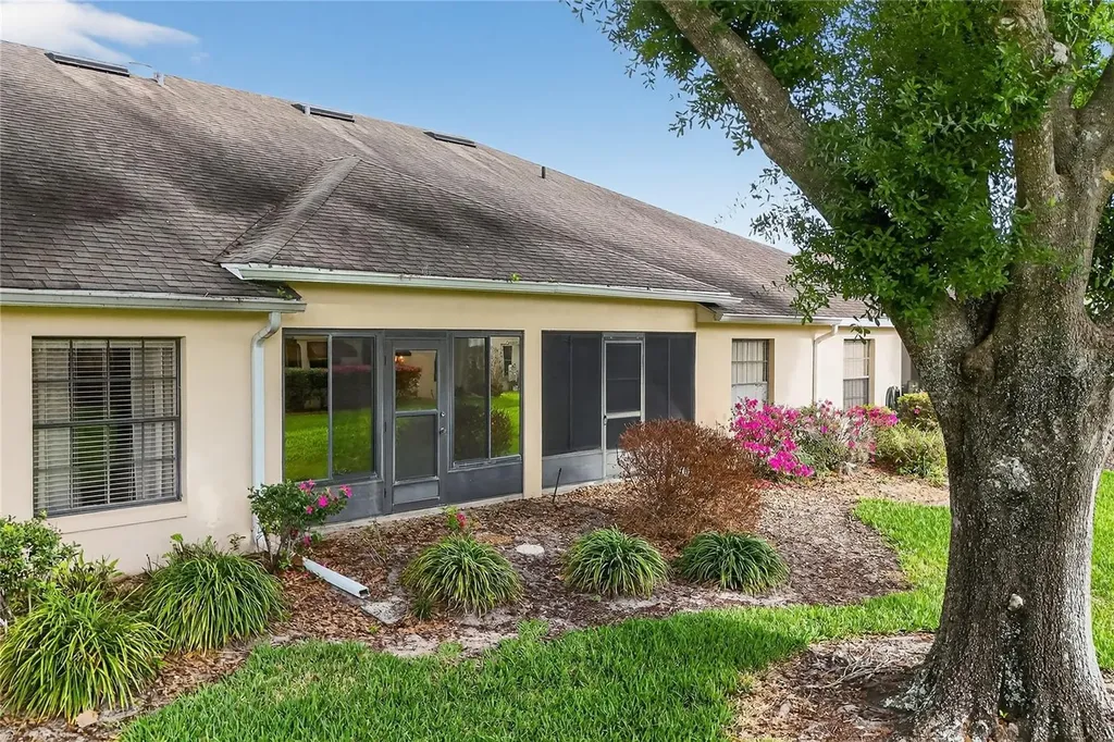240 Juniper Way Tavares FL 32778