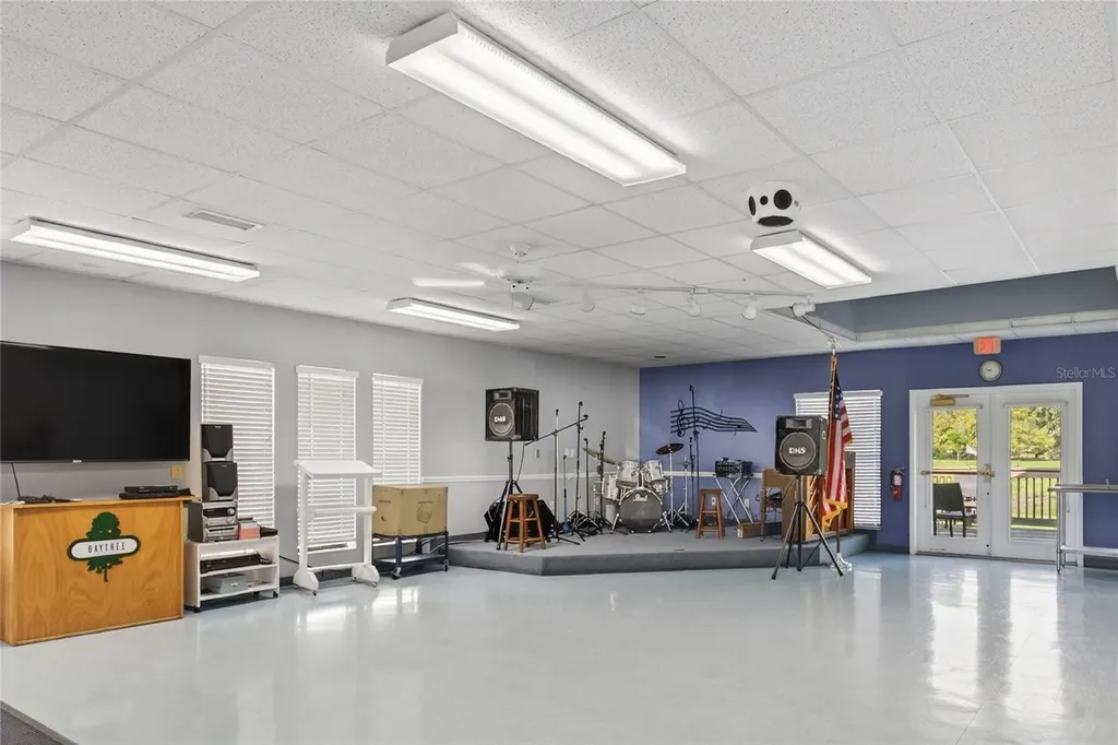 240 Juniper Way Tavares FL 32778