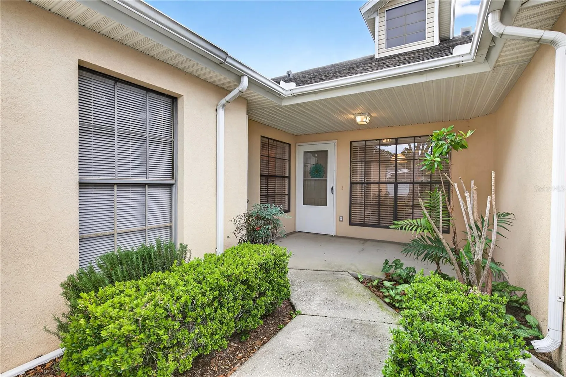 240 Juniper Way Tavares FL 32778