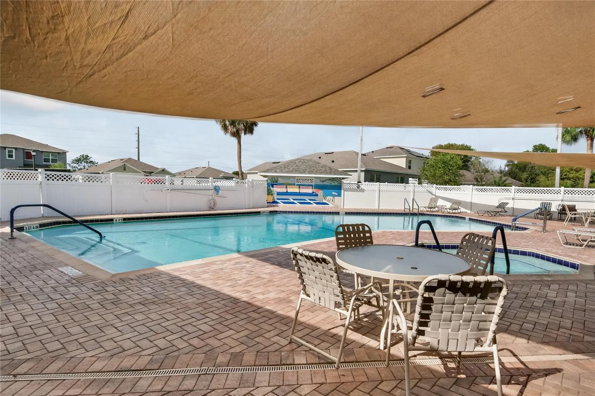 240 Juniper Way Tavares FL 32778