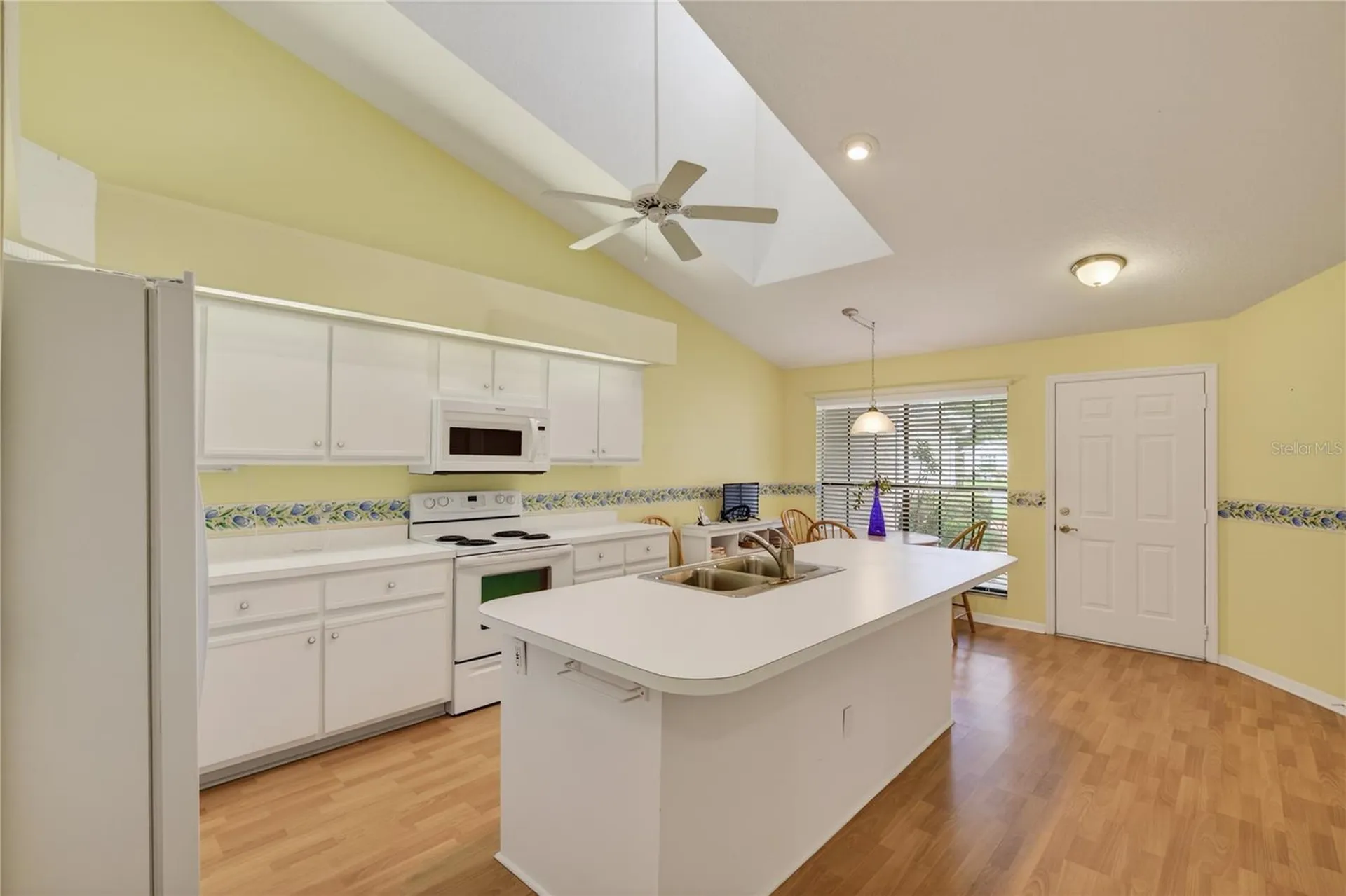240 Juniper Way Tavares FL 32778