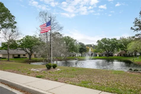 240 Juniper Way Tavares FL 32778