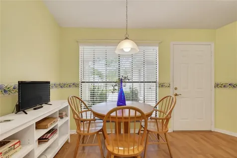 240 Juniper Way Tavares FL 32778