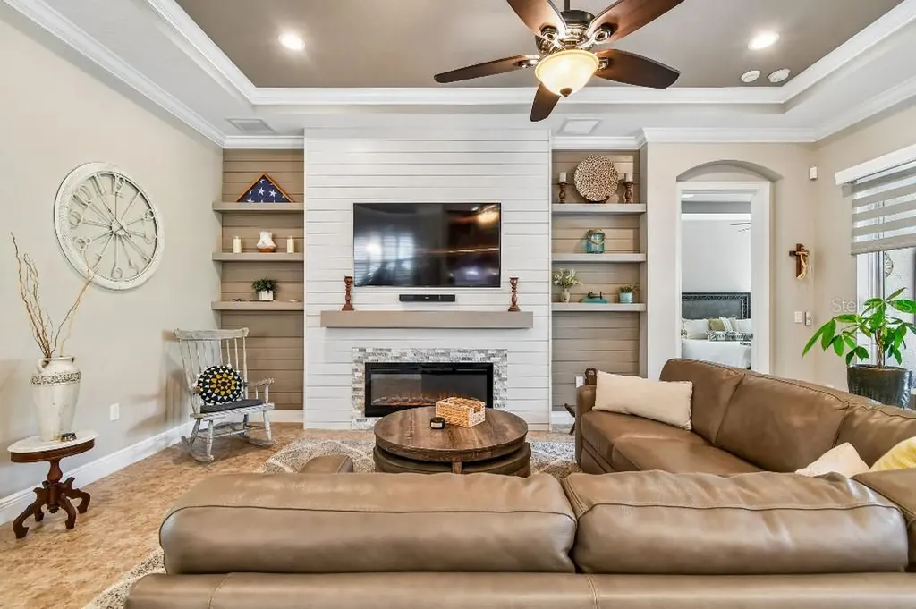 112 Suffolk Court Deland FL 32724