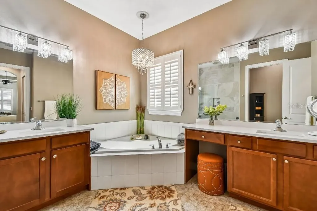 112 Suffolk Court Deland FL 32724