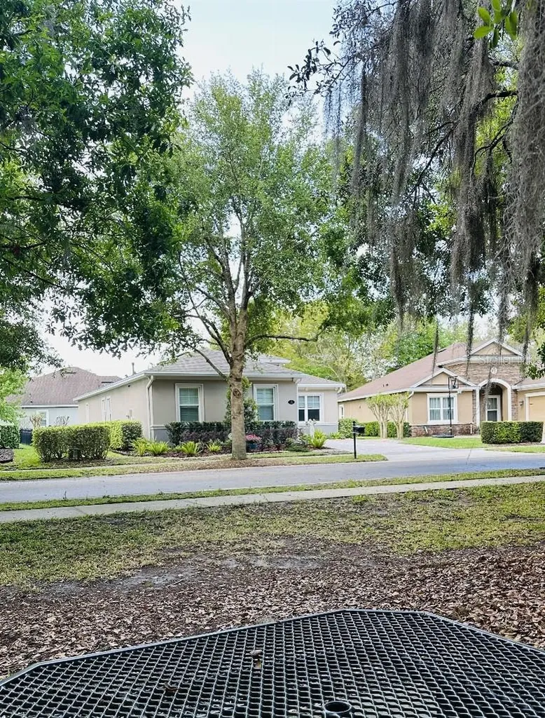 112 Suffolk Court Deland FL 32724