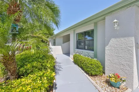 1513 Leland Drive Sun City Center FL 33573