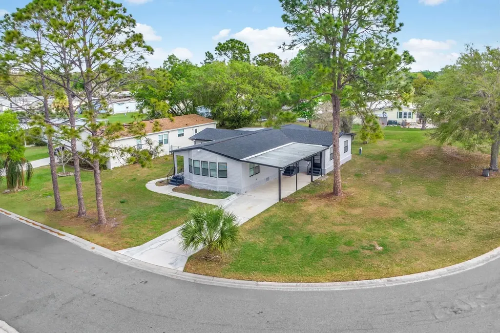 217 Ellsworth Drive Kissimmee FL 34758