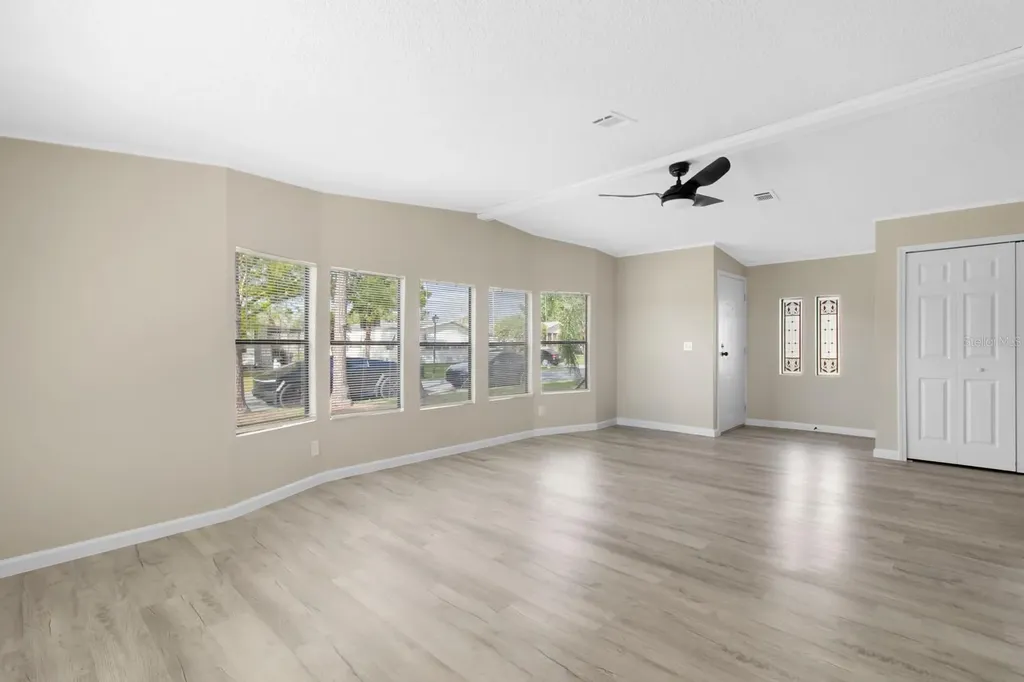 217 Ellsworth Drive Kissimmee FL 34758