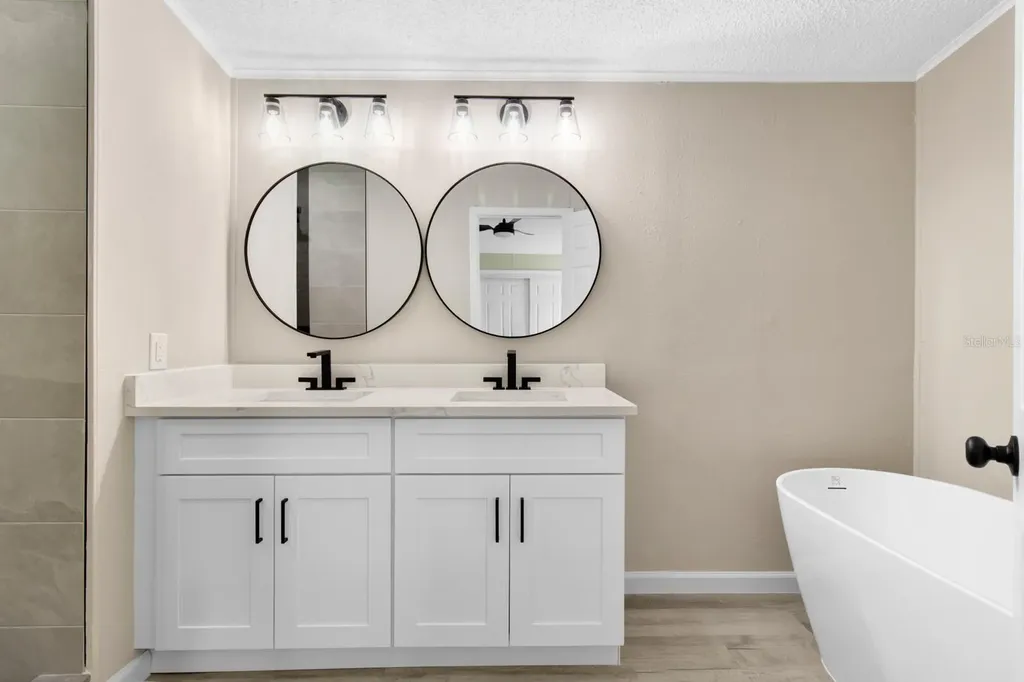 217 Ellsworth Drive Kissimmee FL 34758