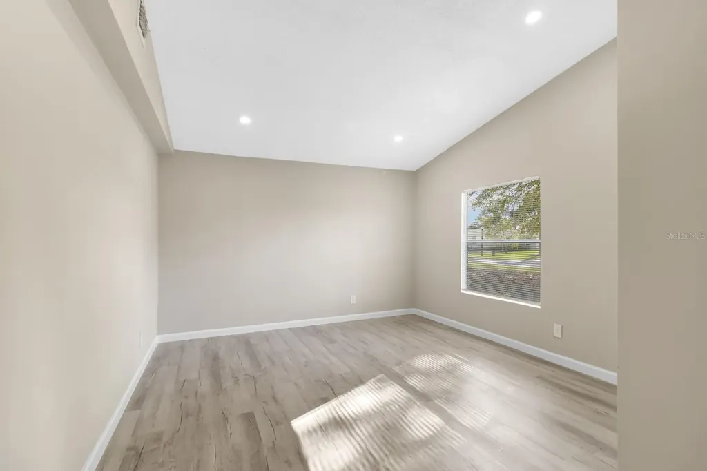 217 Ellsworth Drive Kissimmee FL 34758