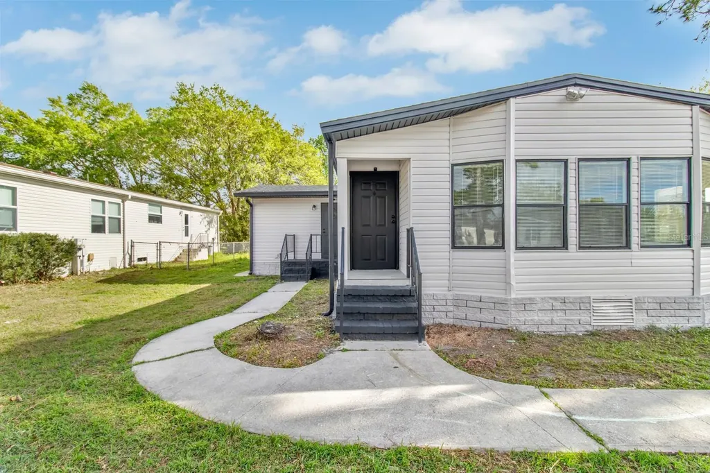 217 Ellsworth Drive Kissimmee FL 34758