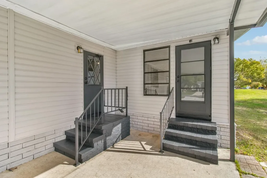 217 Ellsworth Drive Kissimmee FL 34758