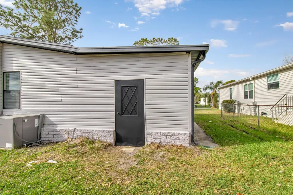 217 Ellsworth Drive Kissimmee FL 34758