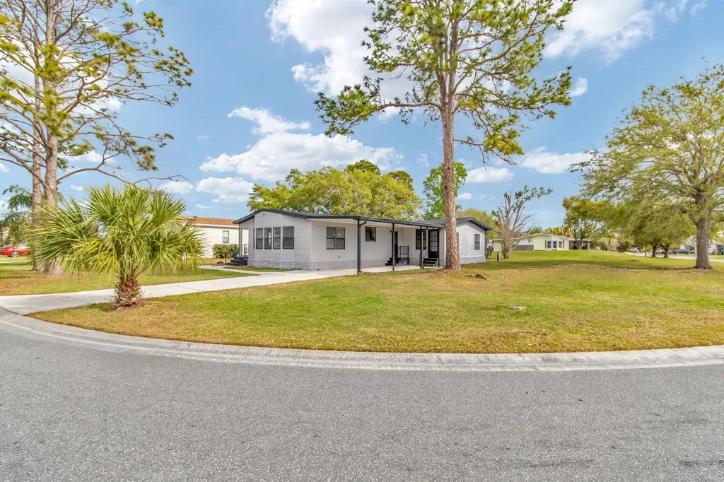 217 Ellsworth Drive Kissimmee FL 34758