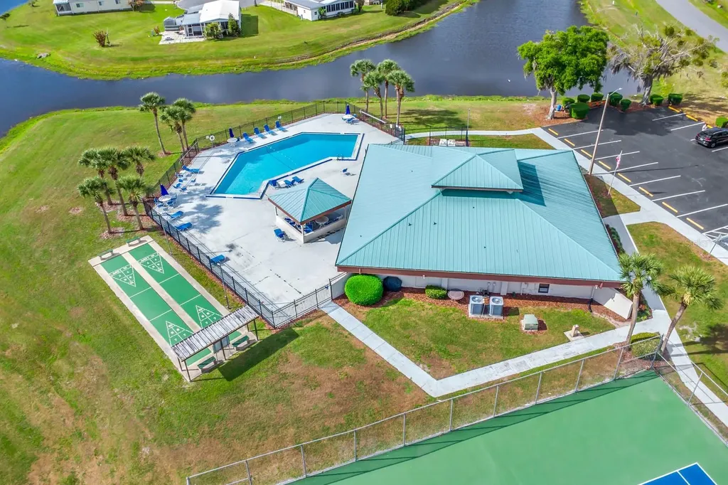 217 Ellsworth Drive Kissimmee FL 34758