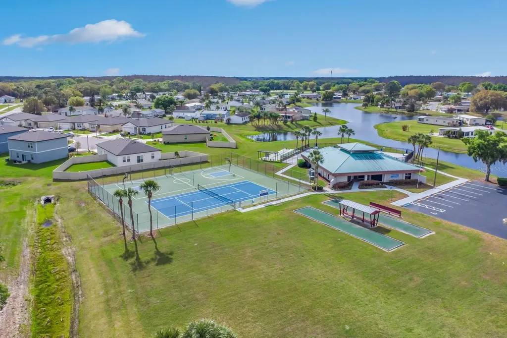 217 Ellsworth Drive Kissimmee FL 34758