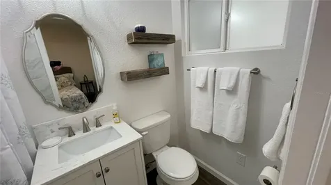 2504 S Milmar Drive Sarasota FL 34237