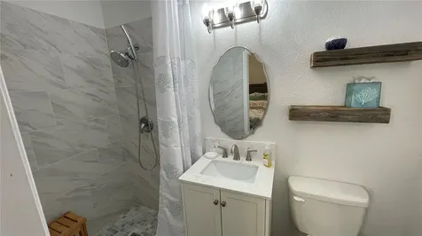 2504 S Milmar Drive Sarasota FL 34237