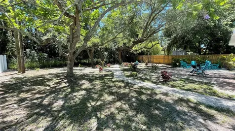 2504 S Milmar Drive Sarasota FL 34237
