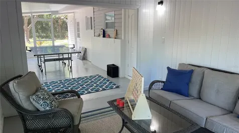 2504 S Milmar Drive Sarasota FL 34237