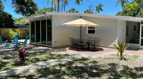 2504 S Milmar Drive Sarasota FL 34237