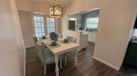 2504 S Milmar Drive Sarasota FL 34237