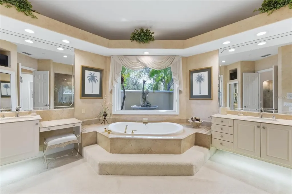 8112 Collingwood Court University Park FL 34201