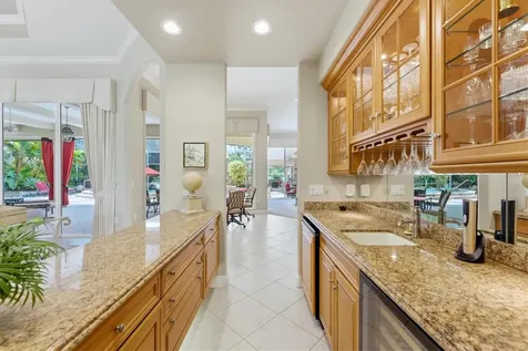 8112 Collingwood Court University Park FL 34201