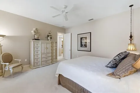 8112 Collingwood Court University Park FL 34201
