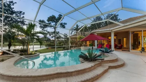 8112 Collingwood Court University Park FL 34201
