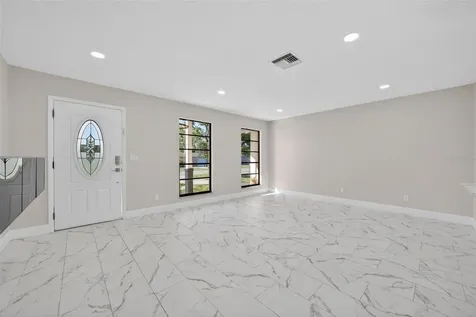 2039 Jefferson Avenue Deltona FL 32738