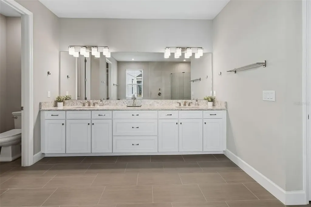 2354 High Tides Way Wesley Chapel FL 33543