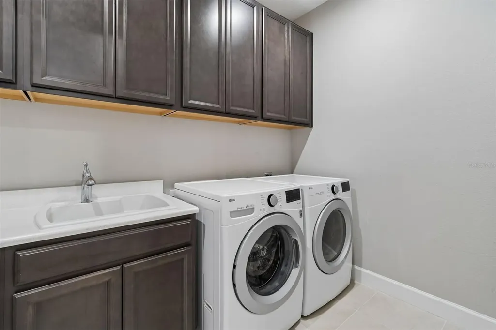 2354 High Tides Way Wesley Chapel FL 33543