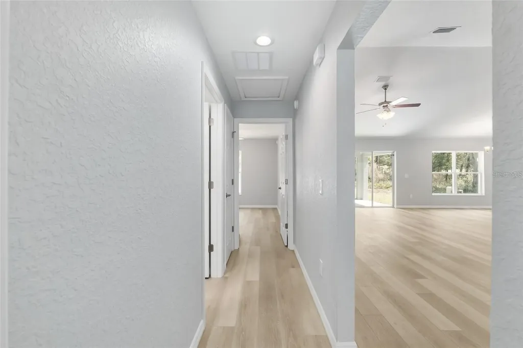 6100 SW 206 Avenue Dunnellon FL 34431