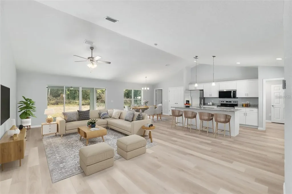 6100 SW 206 Avenue Dunnellon FL 34431