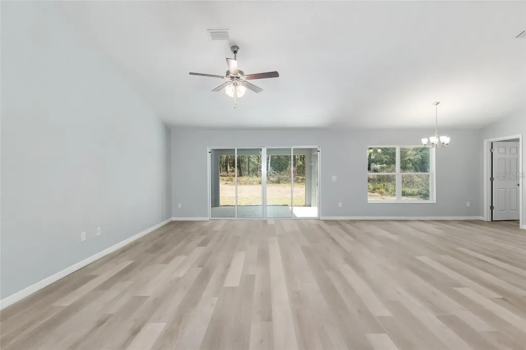 6100 SW 206 Avenue Dunnellon FL 34431