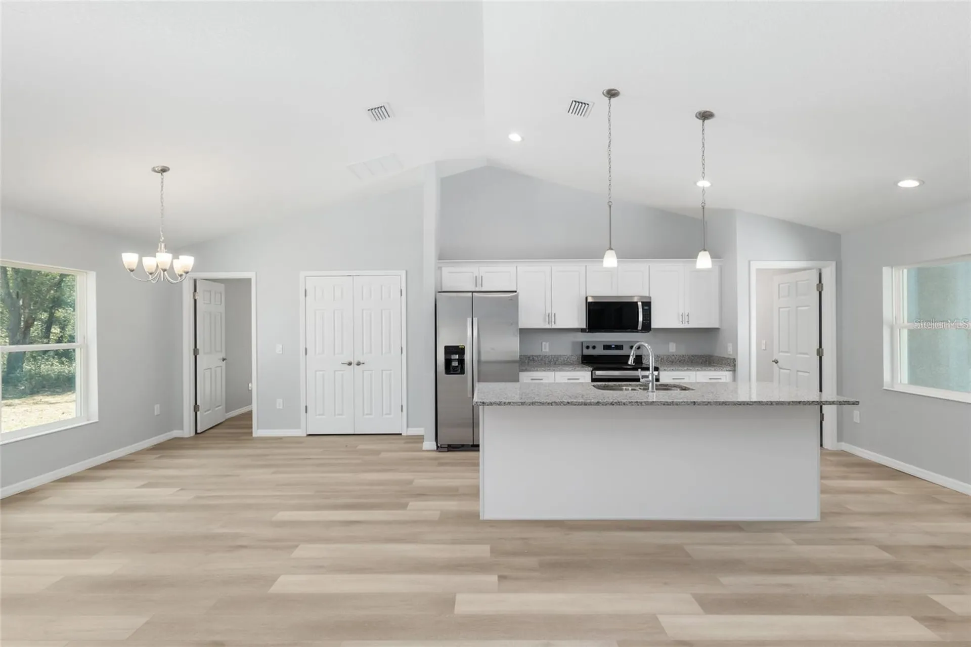 6100 SW 206 Avenue Dunnellon FL 34431