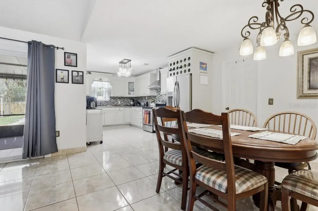 2800 Foxdale Drive Deltona FL 32738