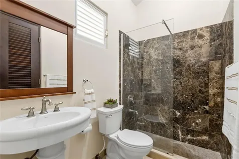 E10 C5 Guaynabo PR 00969