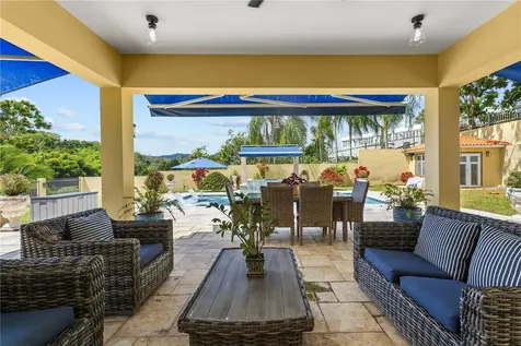 E10 C5 Guaynabo PR 00969