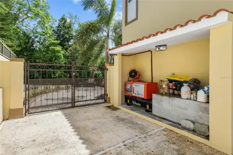 E10 C5 Guaynabo PR 00969