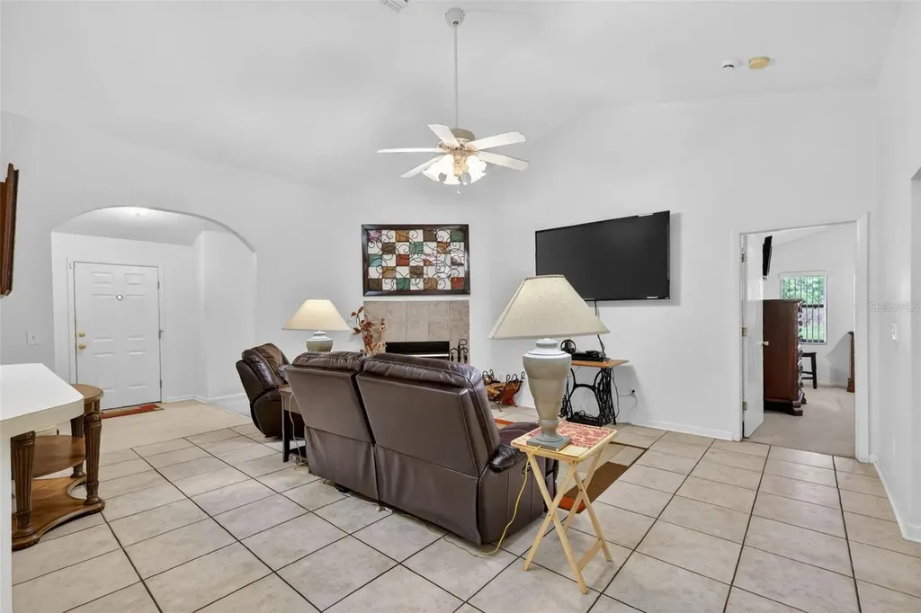 32510 Whitney Road Leesburg FL 34748