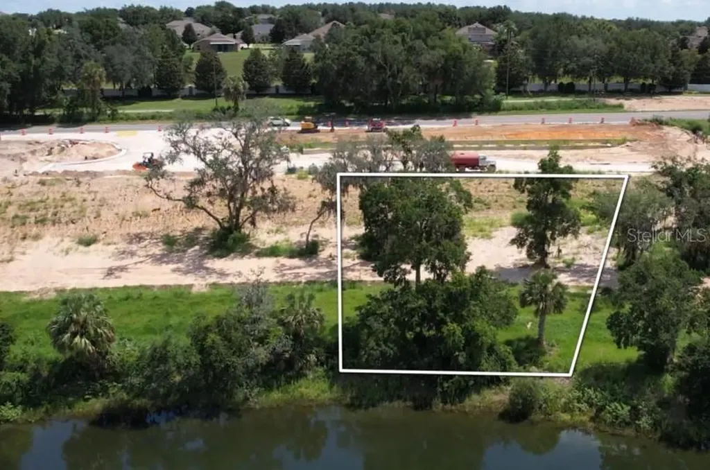 193 Tranquil Mirror Lake Court Clermont FL 34711