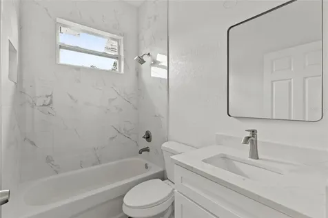 3707 20th Street E Bradenton FL 34208